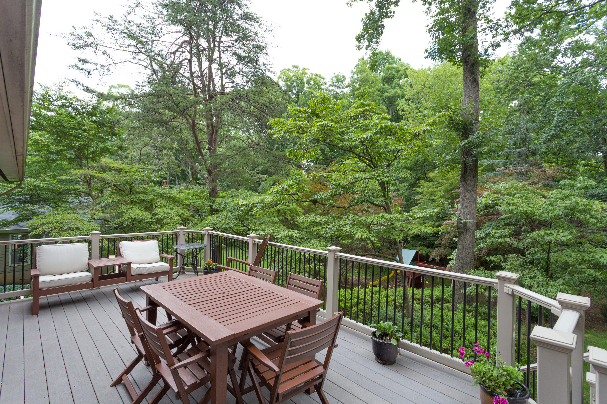 1519 Crestwood Ln McLean VA-print-012-12-Deck-4200x2800-300dpi.jpg