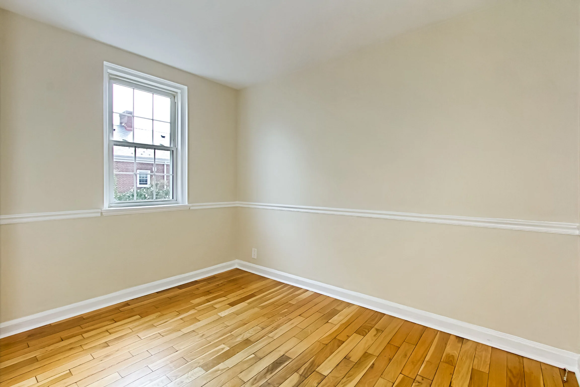 36th St bedroom.jpg