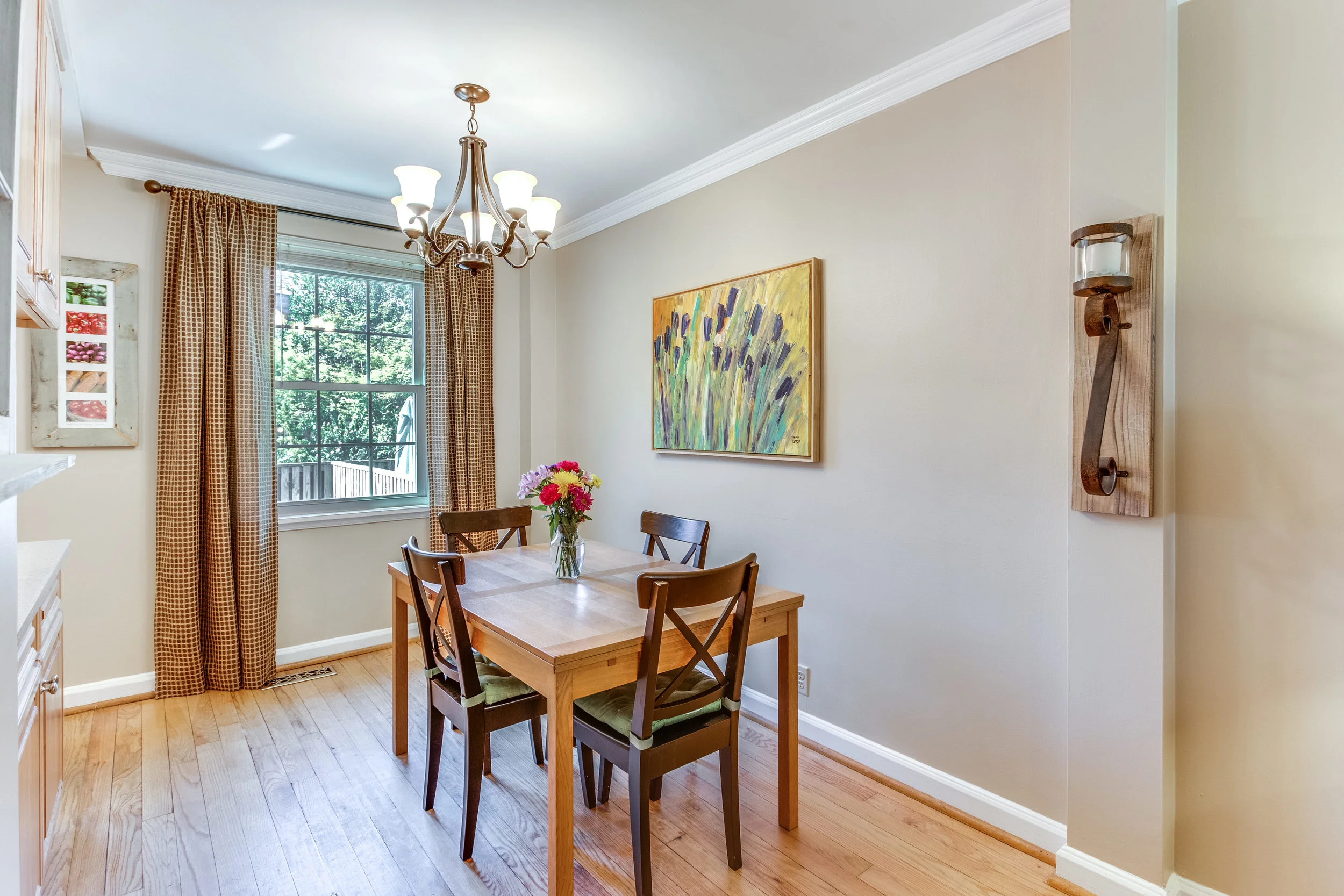 4631 34th St S Arlington VA-print-029-19-Dining Room-4200x2800-300dpi.jpg