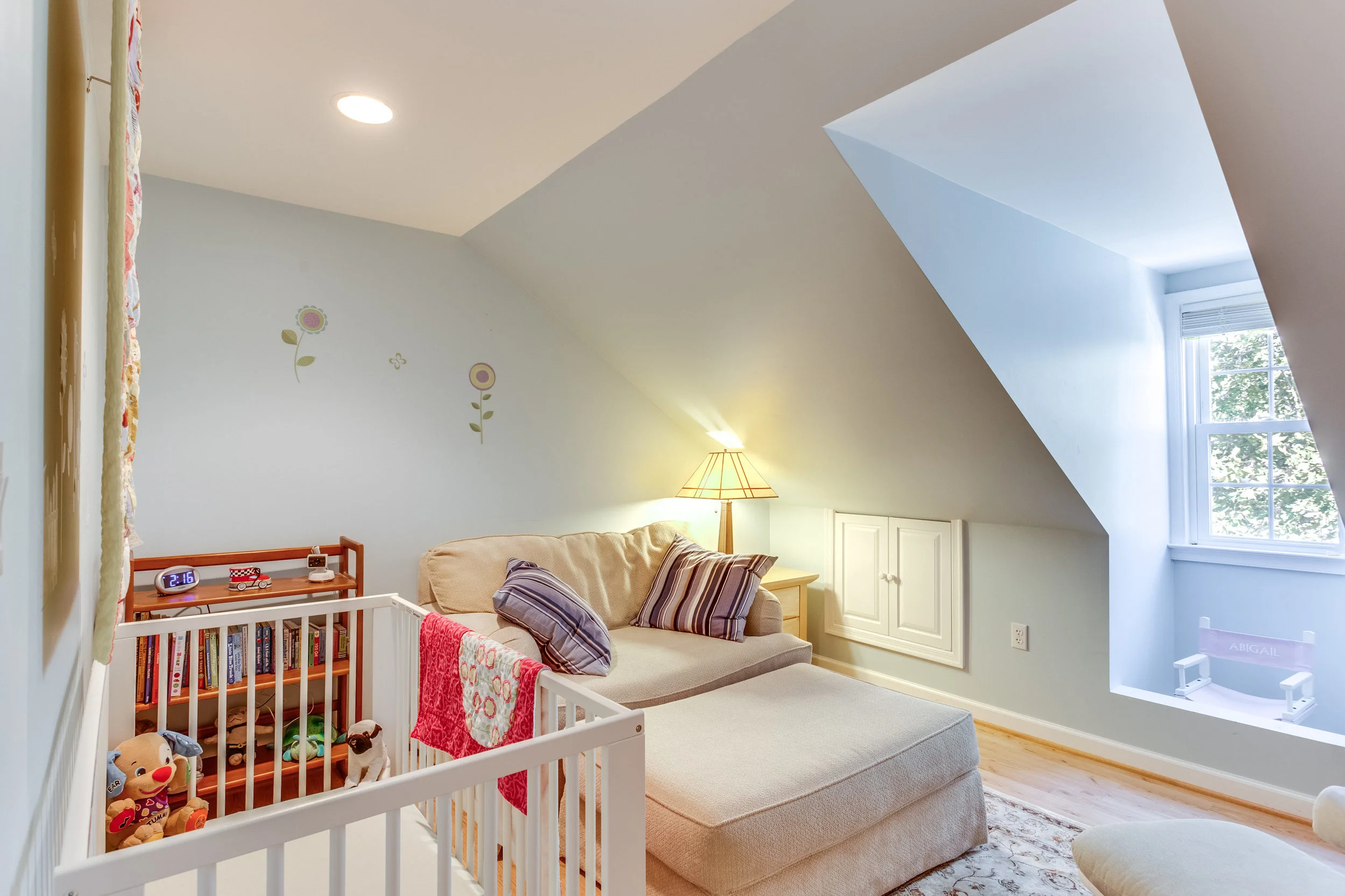 4631 34th St S Arlington VA-print-057-54-Bedroom-4200x2800-300dpi.jpg