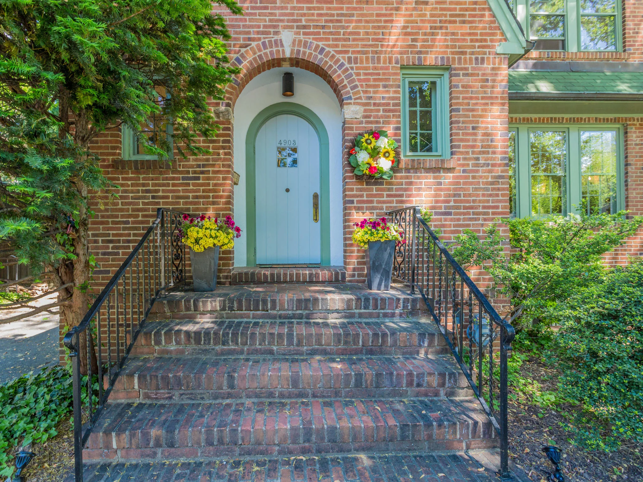4903 Washington Blvd Arlington-MLS_Size-005-35-Exterior-2048x1536-72dpi.jpg