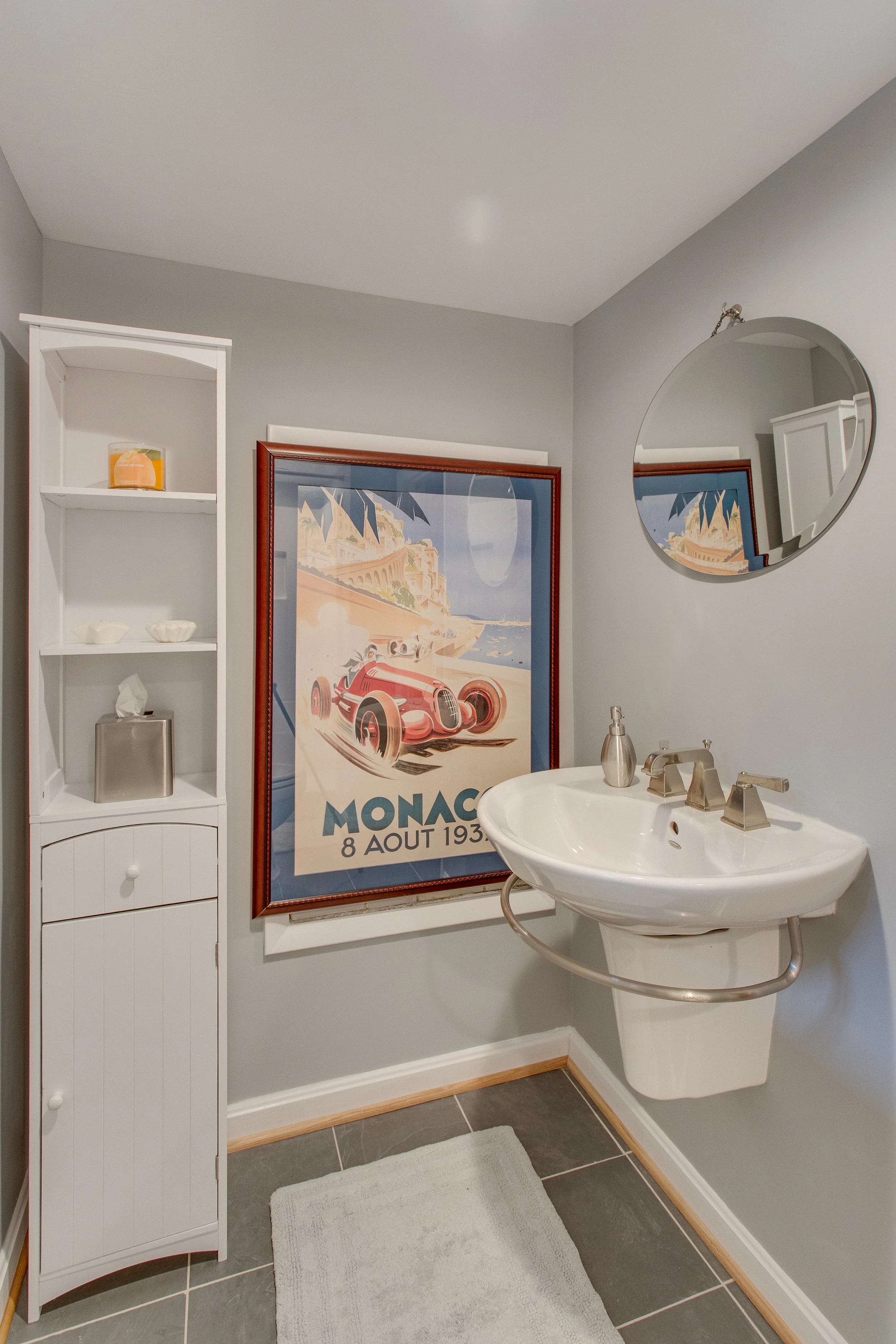 045-4-Bathroom.jpg