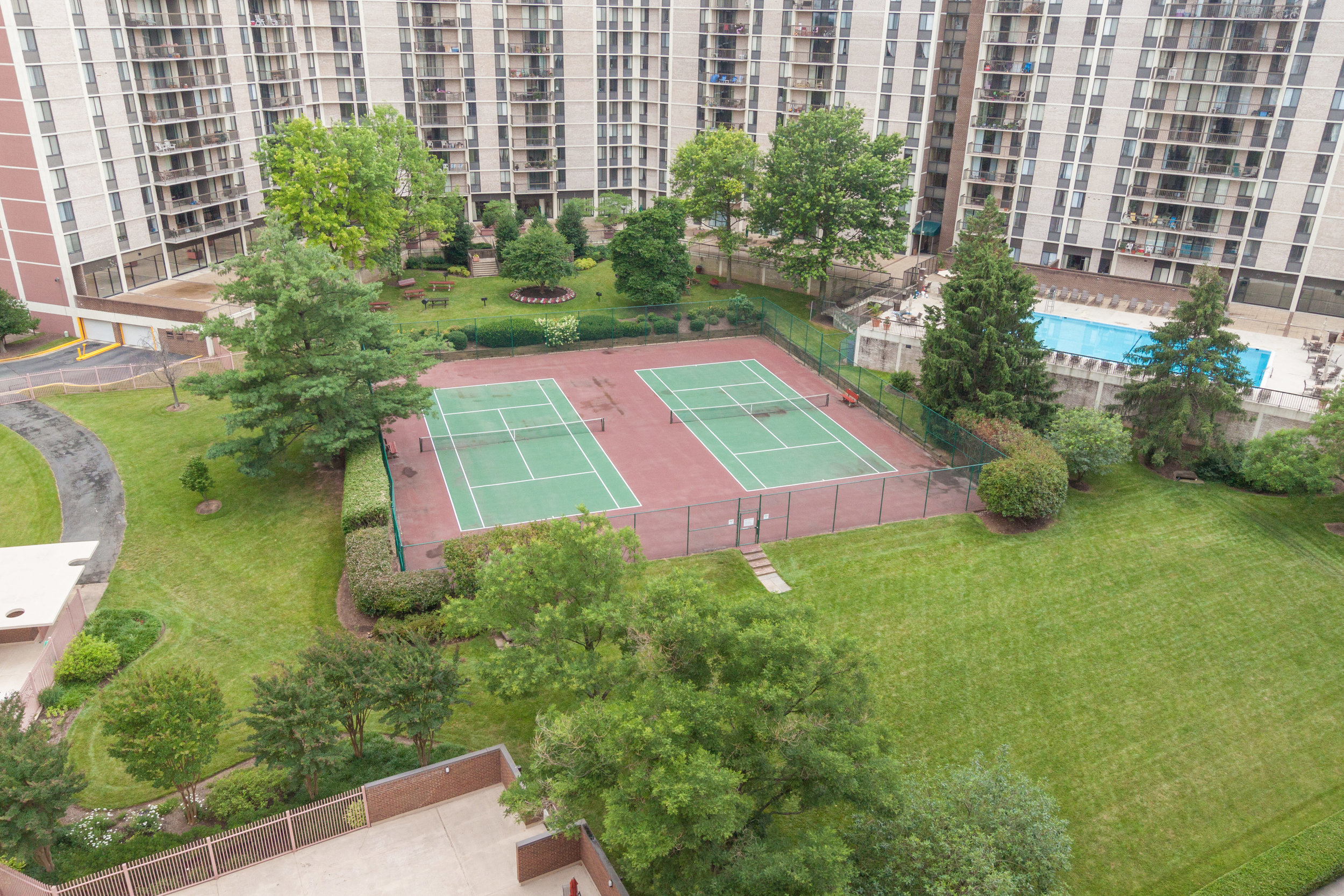 6800 Fleetwood Rd 120 McLean-print-090-24-Tennis Courts-4200x2800-300dpi.jpg