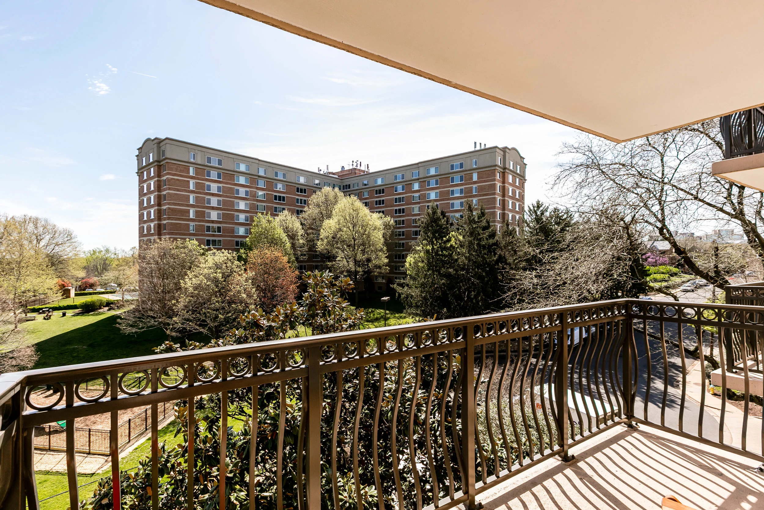 2030 N Adams St 1002 Arlington-print-048-56-Balcony-4200x2800-300dpi.jpg