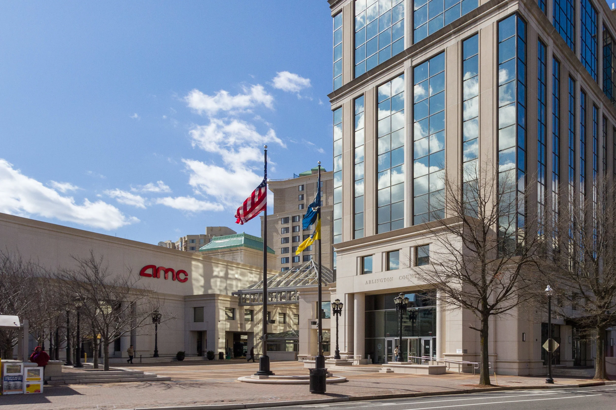 2030 N Adams St 1002 Arlington-print-054-1-Clarendon-3330x2219-300dpi.jpg