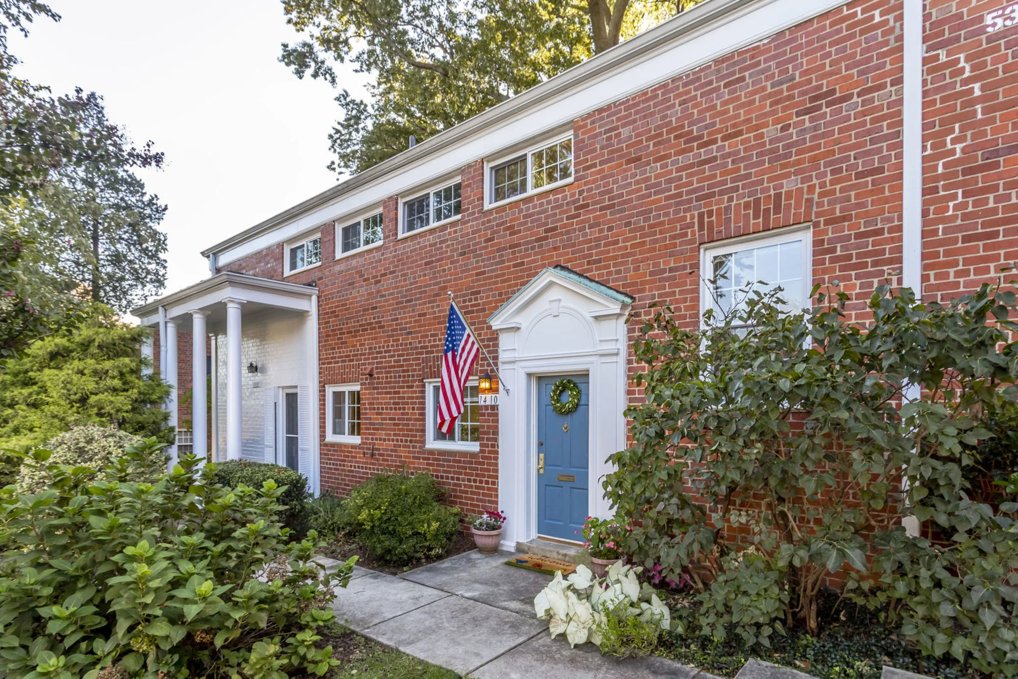 001_1410_martha_custis_dr_alexandria_va_22302-7.jpg