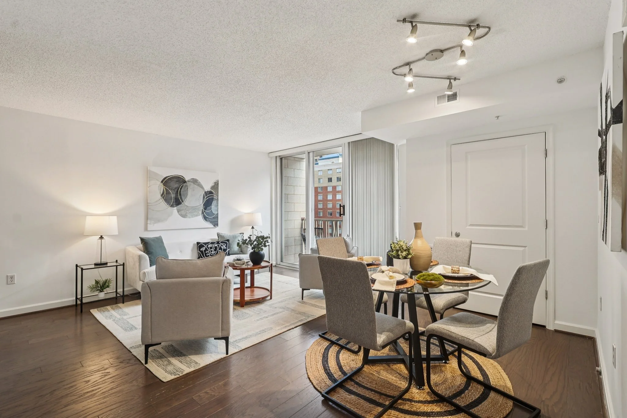 14-web-or-mls-N Pollard St-S0801-014.jpg