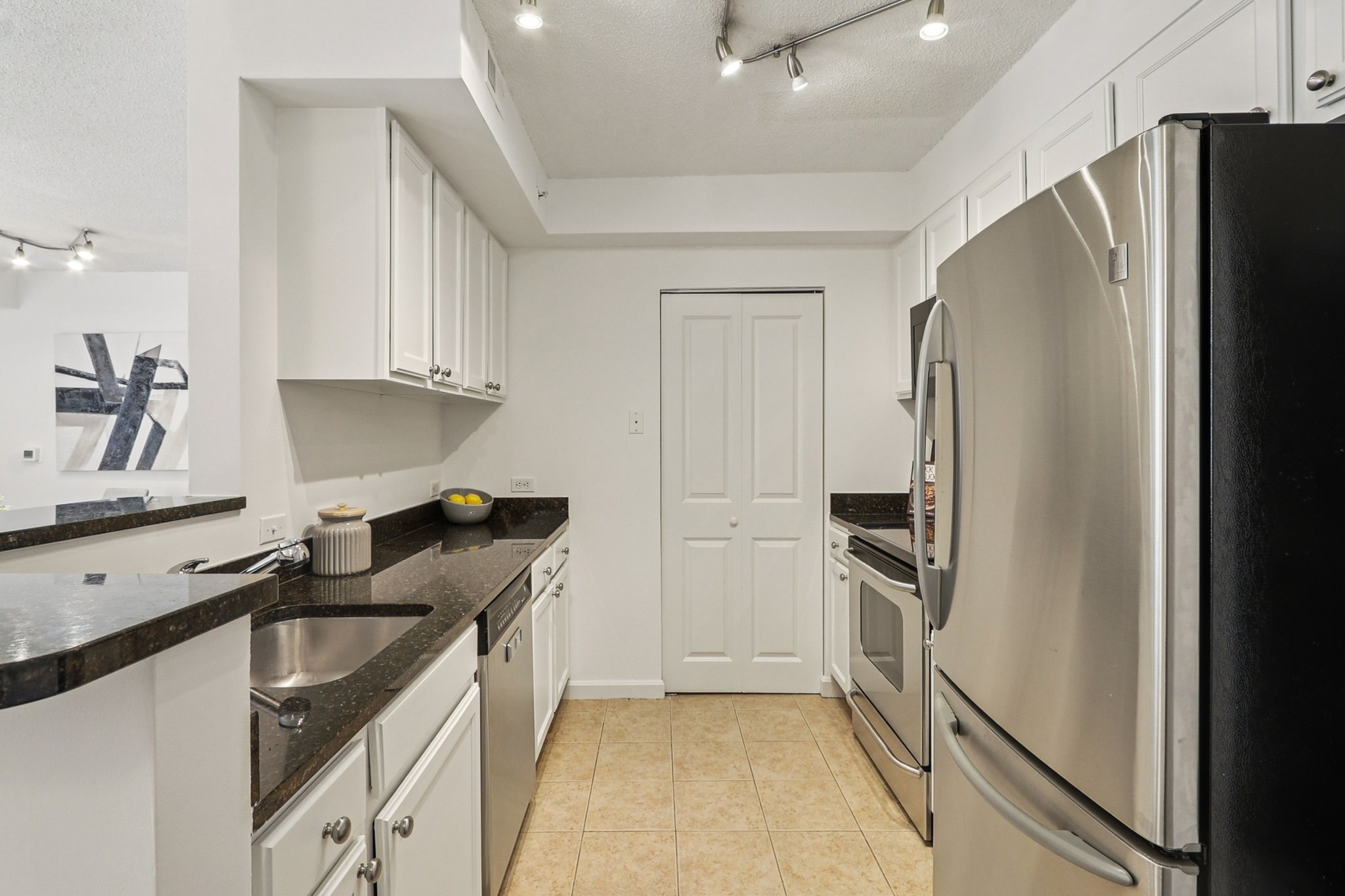 17-web-or-mls-N Pollard St-S0801-017.jpg