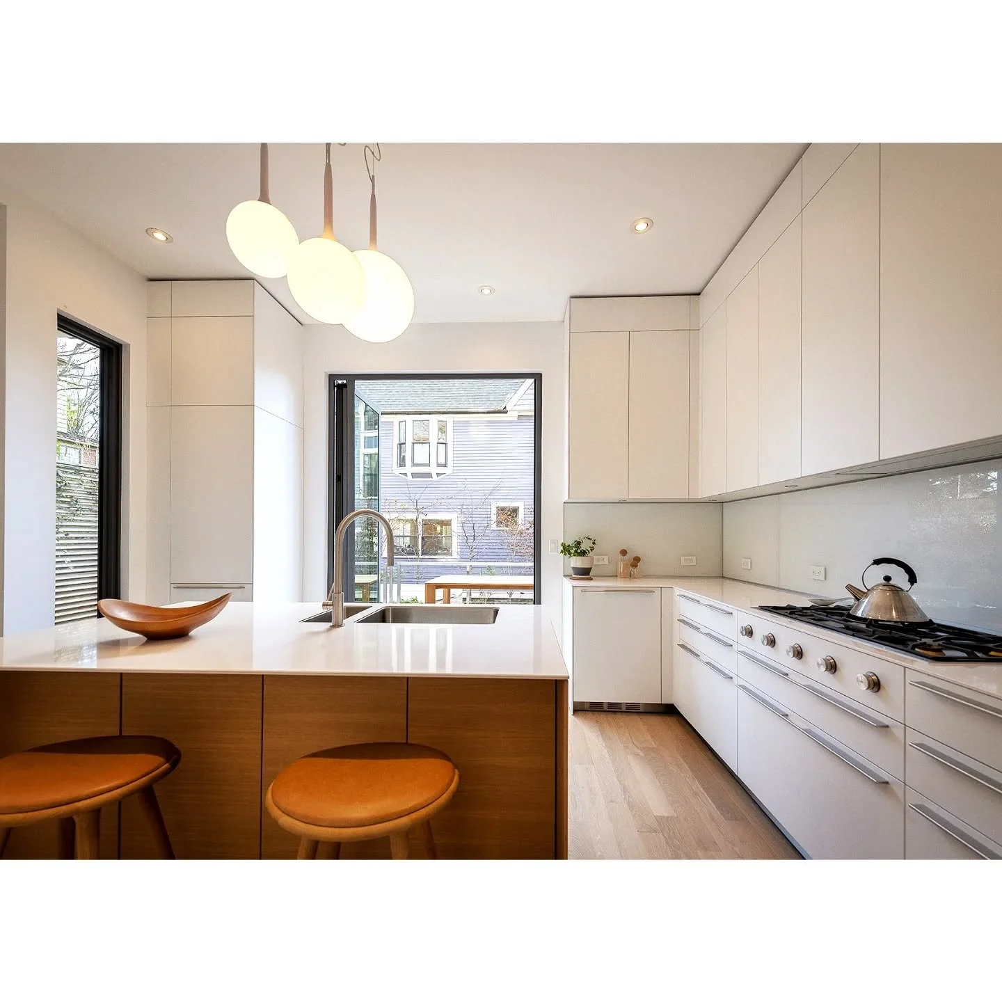 READY FOR SPRING..
.
.
.
.
.
#BostonArchitect #ONYarchitecture #BostonArchitecture #BostonArchitectureFirm #ModernDesign #ModernInteriorDesign #ModernKitchen #Spring #JamaicaPlain #BostonDesign #BostonModernHome #InteriorDesign #LessIsMore #SpringVib