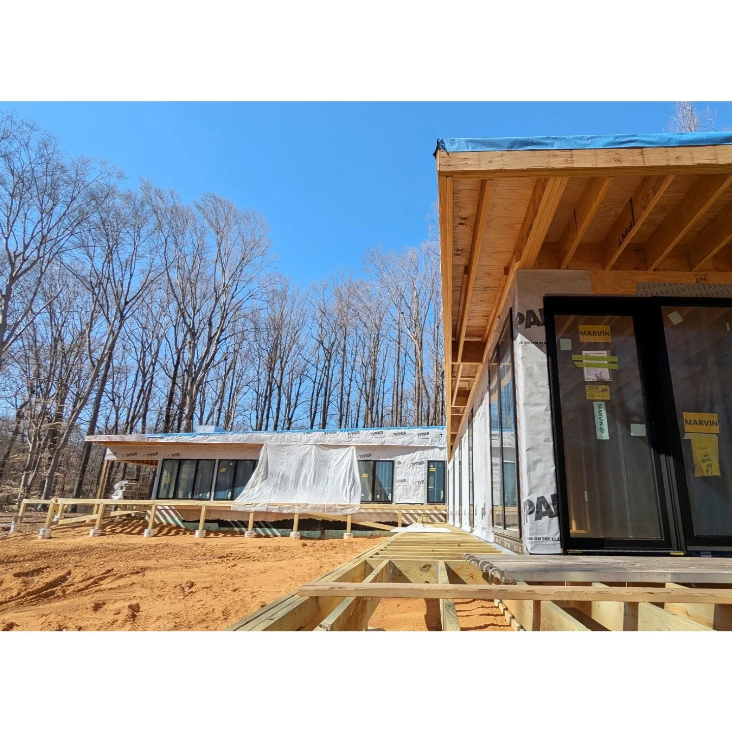 TOPPED OFF.
.
.
.
.
.
#ONYarchitecture
#BostonArchitect
#ModernHouse
#Chaddsford
#ChaddsFordPA
#ModernDesign
#NewHouseConstruction