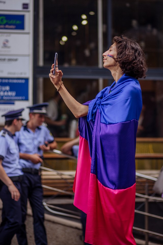 Photo by Andreea Retinschi