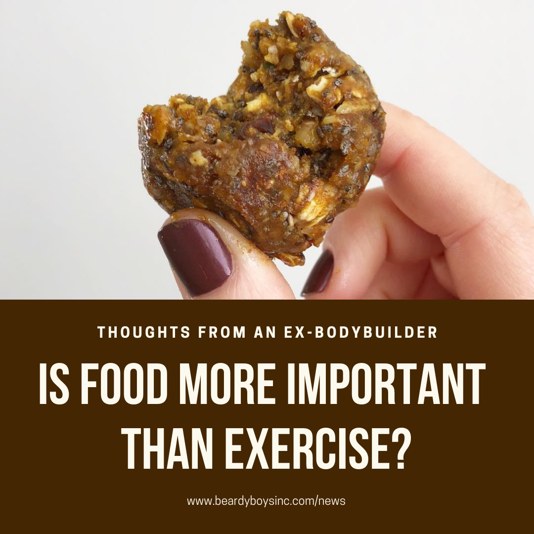 Ah, the age-old debate! Which is more important: food or exercise? In this article, we take a look at this question from the viewpoint of an ex-bodybuilder. Perhaps food isn’t your archenemy after all!