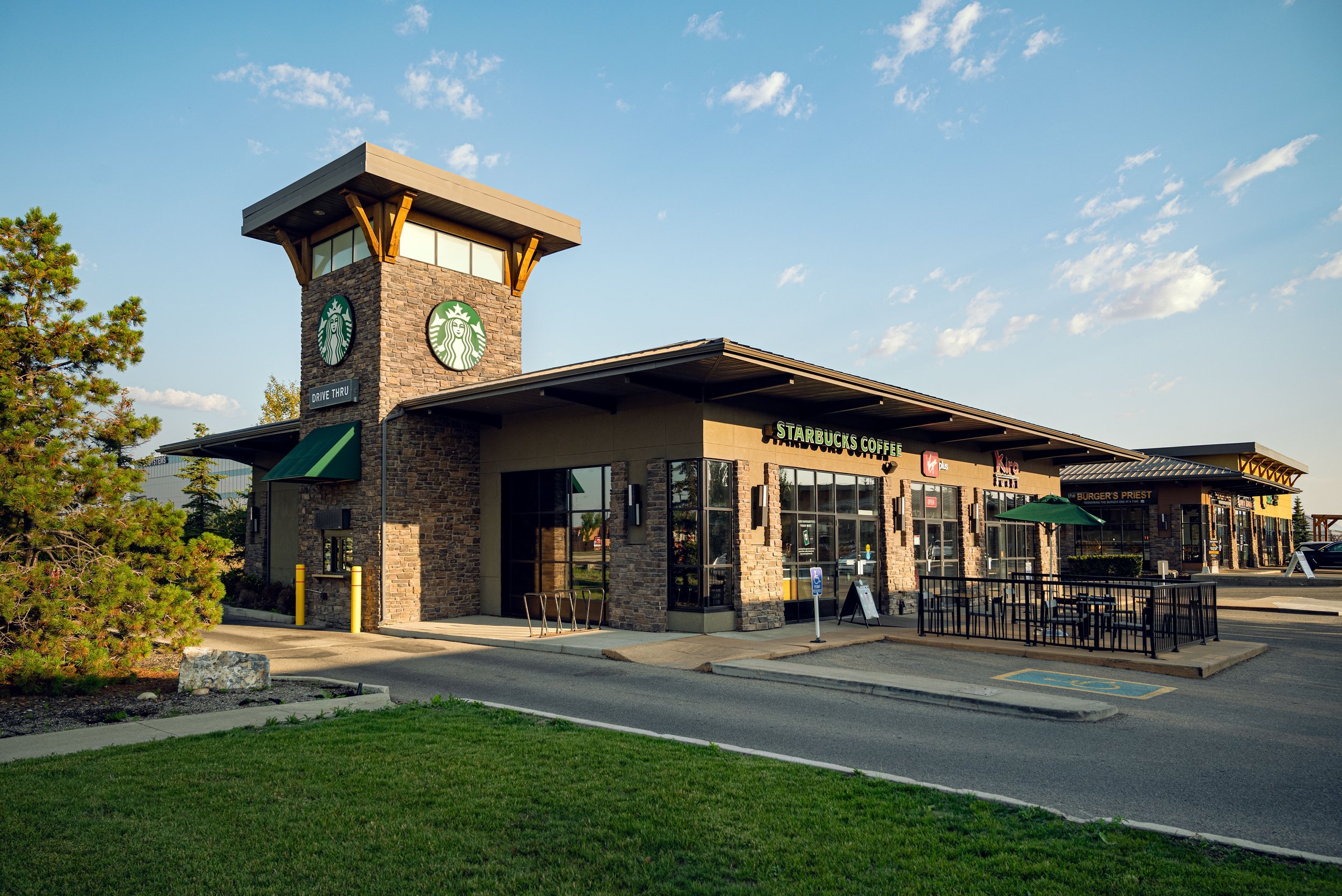 Shoppes-of-southtrail.jpg