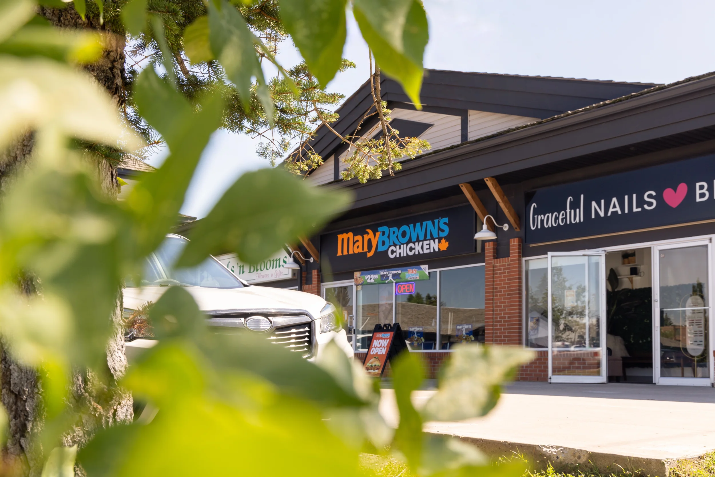 Mary Browns Northland Plaza-01.webp