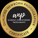 accredited-newborn-photographer-sydney.png