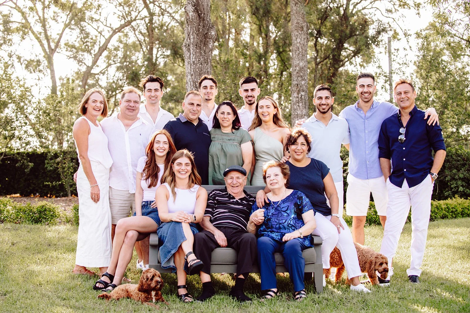 Large family group with grandparent, children and grandchildren all together in an extended family photo for Jazzy Photography
