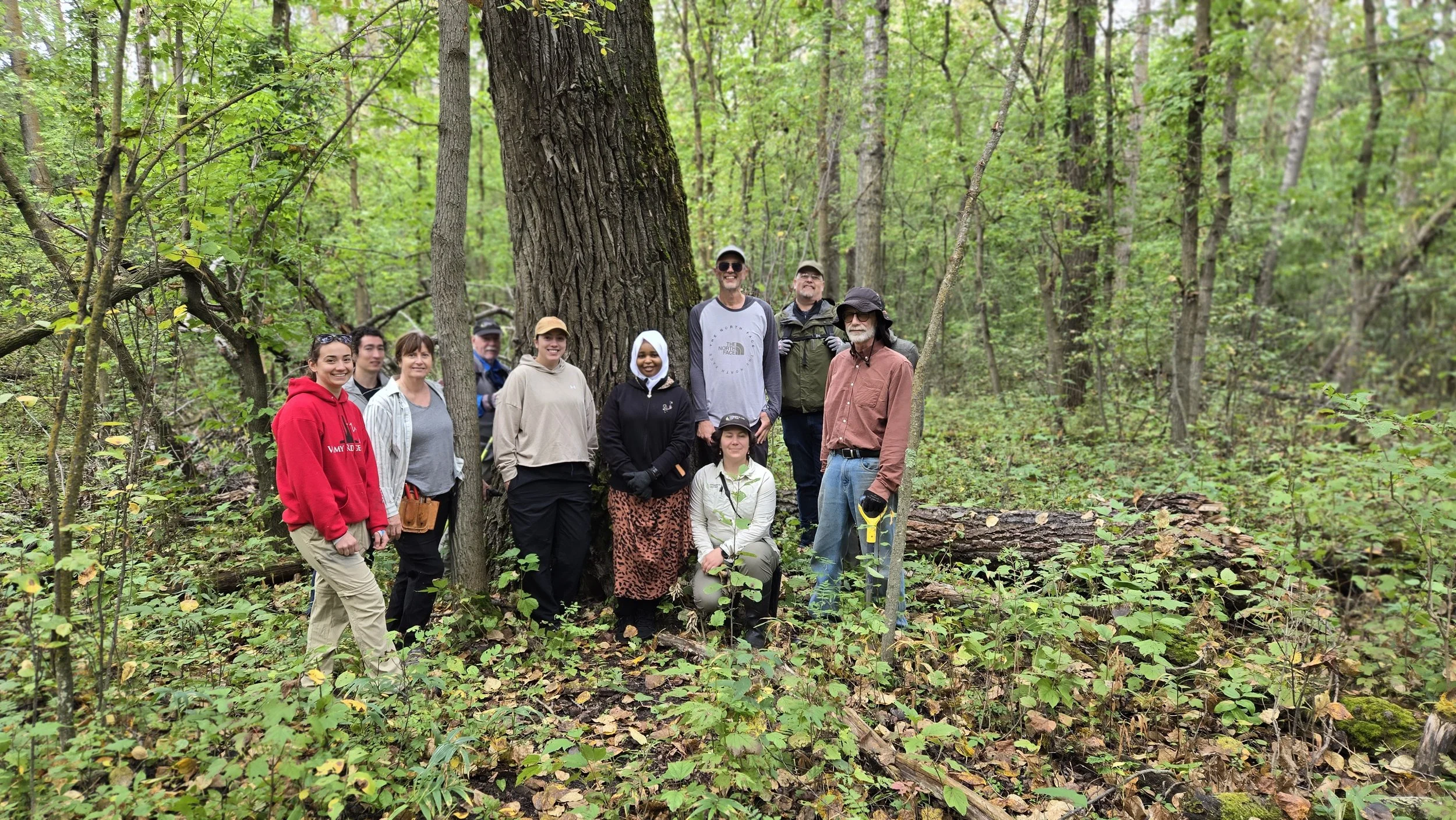 Grou photo at largest tree at land Clarence_NJ_EALT_2026-09-04 (9).jpg