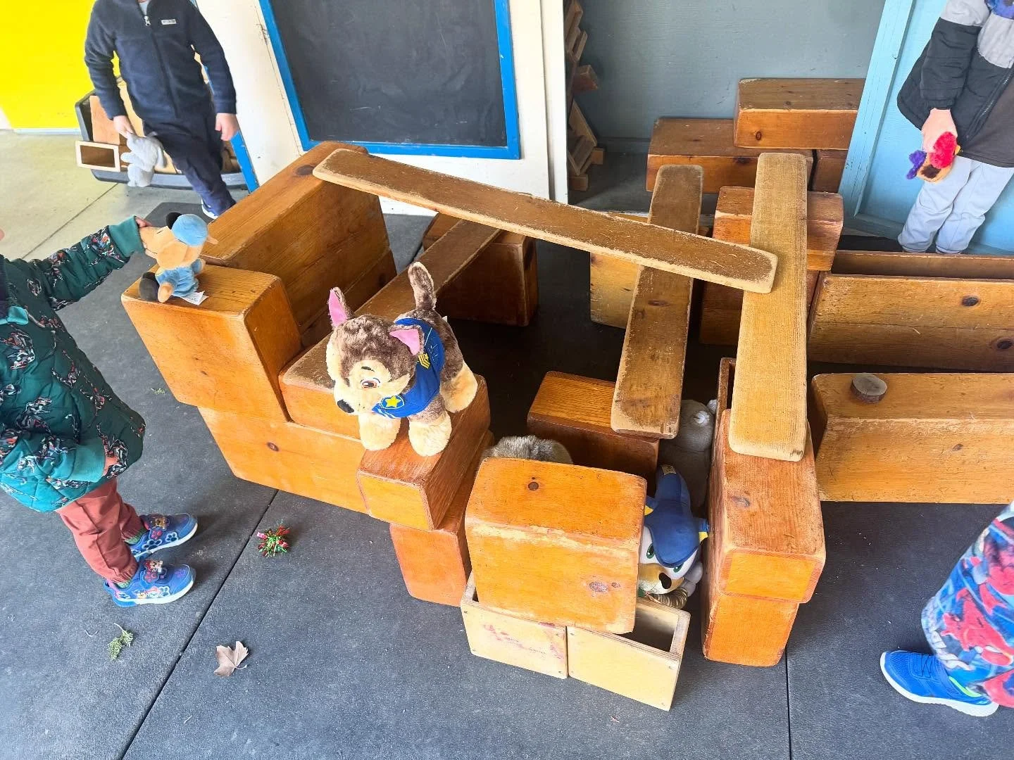 Stuffy day was so much fun this week! We loved having all our best cozy pals in the classroom! #poppypreschool #cooppreschool #playbased #stuffedanimals