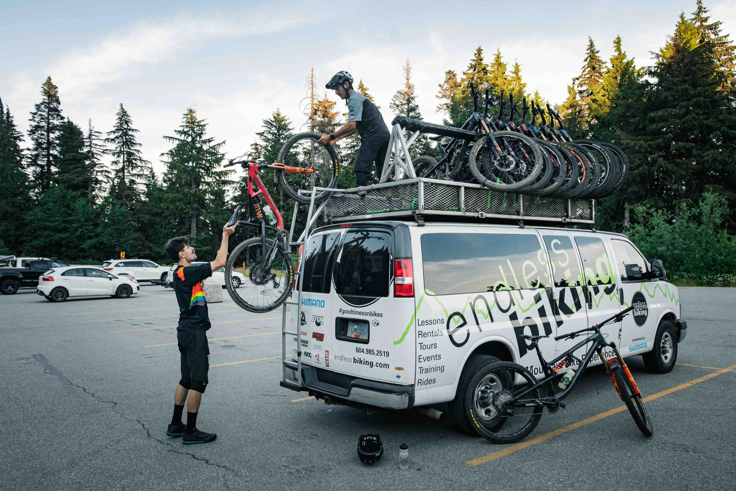 custom mountain bike experiences - groups - corporate team building - schools - visitors - shuttles