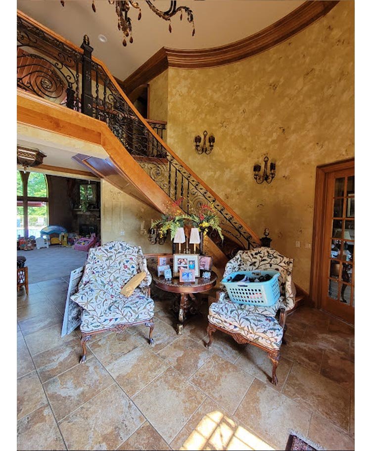 Aurora Interior Design3.jpg