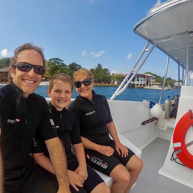 So this happened... they say you are the average of the people you hang around with... if you hang out with divers... you are destined to become one! And that&rsquo;s exactly what happened! It hadn&rsquo;t even crossed our minds as we headed to Roata