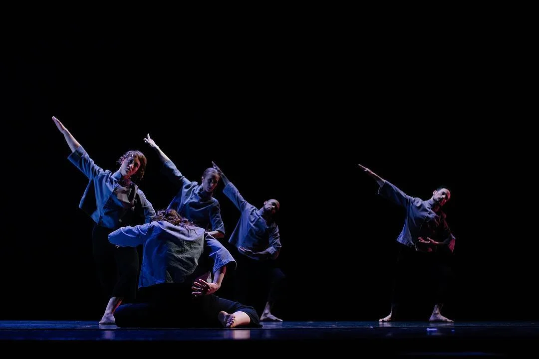 Ririe-Woodbury in “Strict Love” by Doug Varone. Photo by Tori Duhaime.