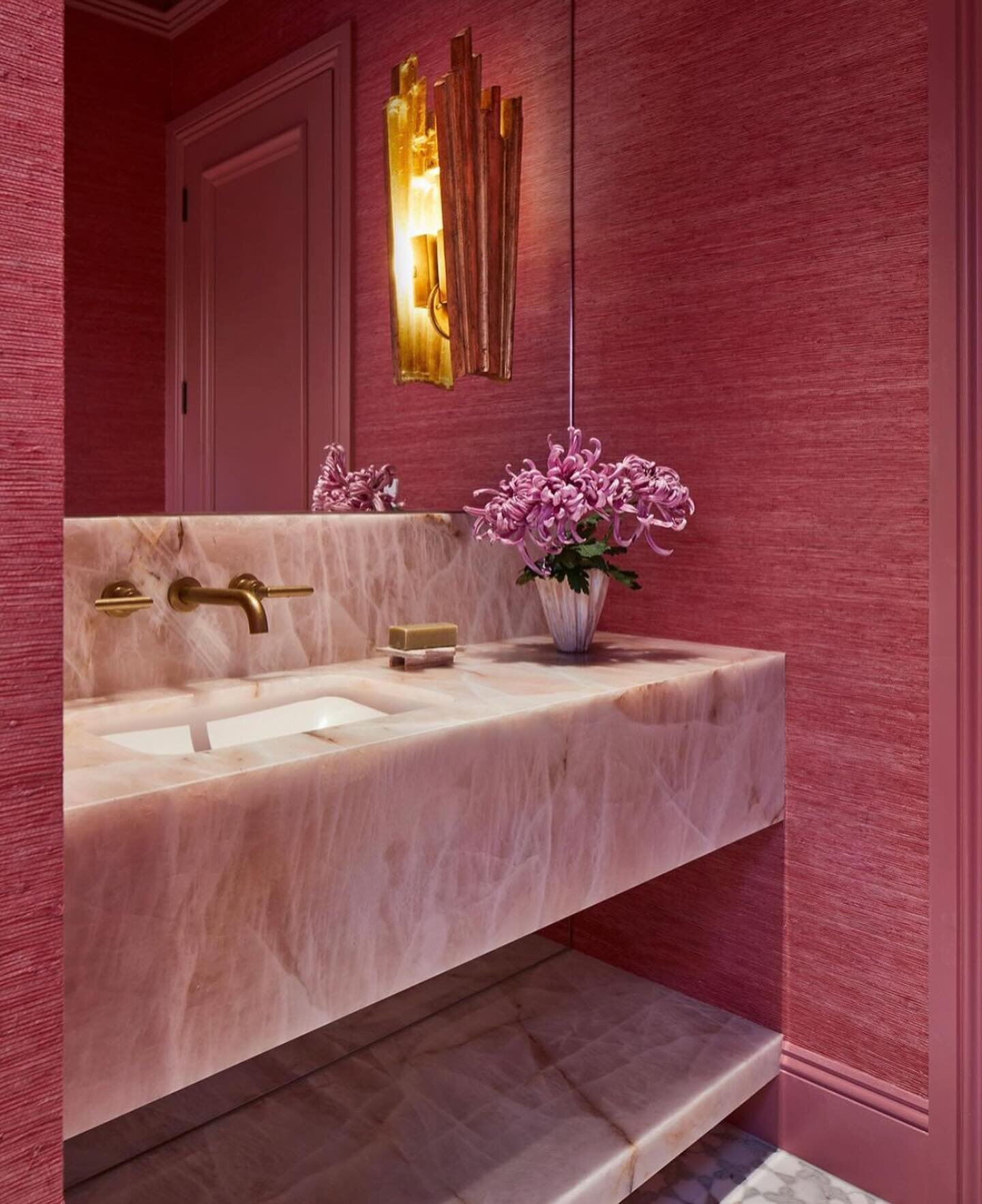 - Inspo - a punch of pink sets the tone for this feminine powder bath. 

Pink is associated with kindness and love, and it&rsquo;s believed to boost creativity and feelings of peace, calm, and hopefulness. Bright shades like fuchsia are linked to hig