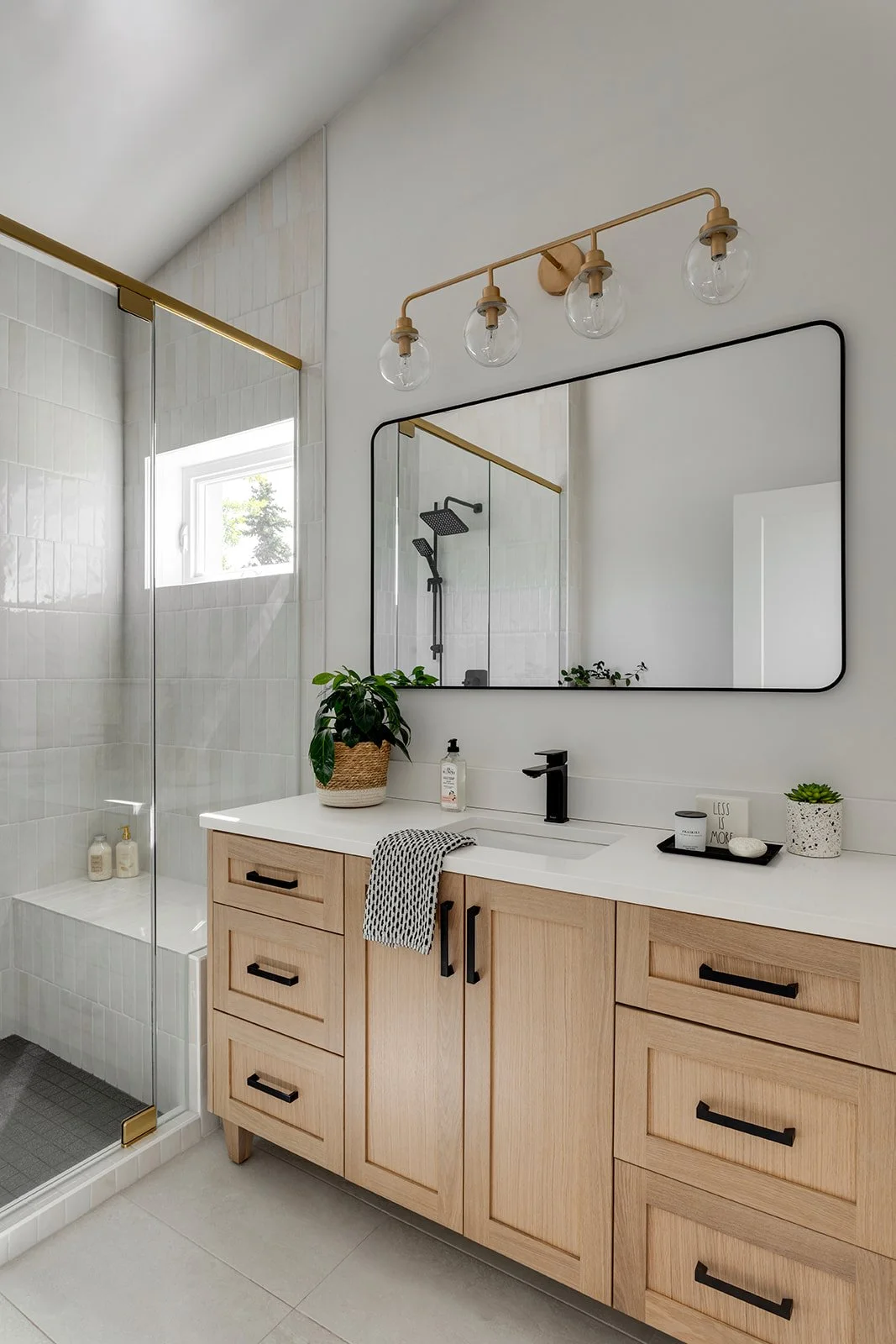 Leading Edge Interiors - 025.jpg