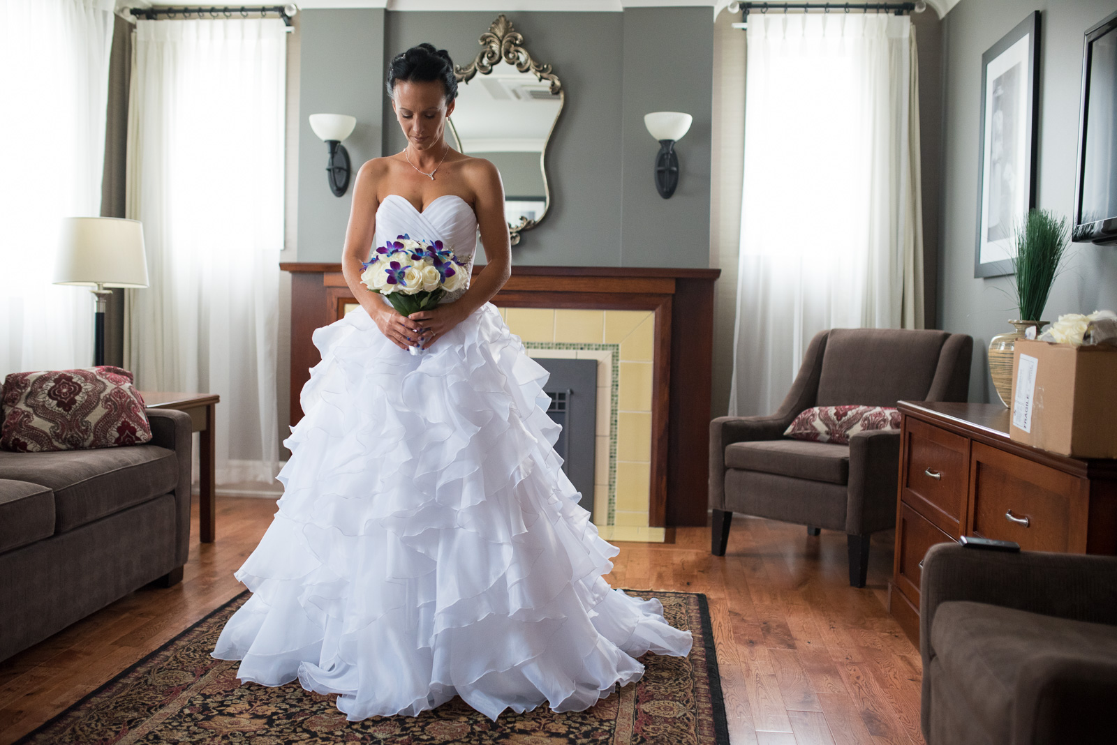 vancouver-island-wedding-photographers-nelson-hume-hotel-wedding-8.jpg