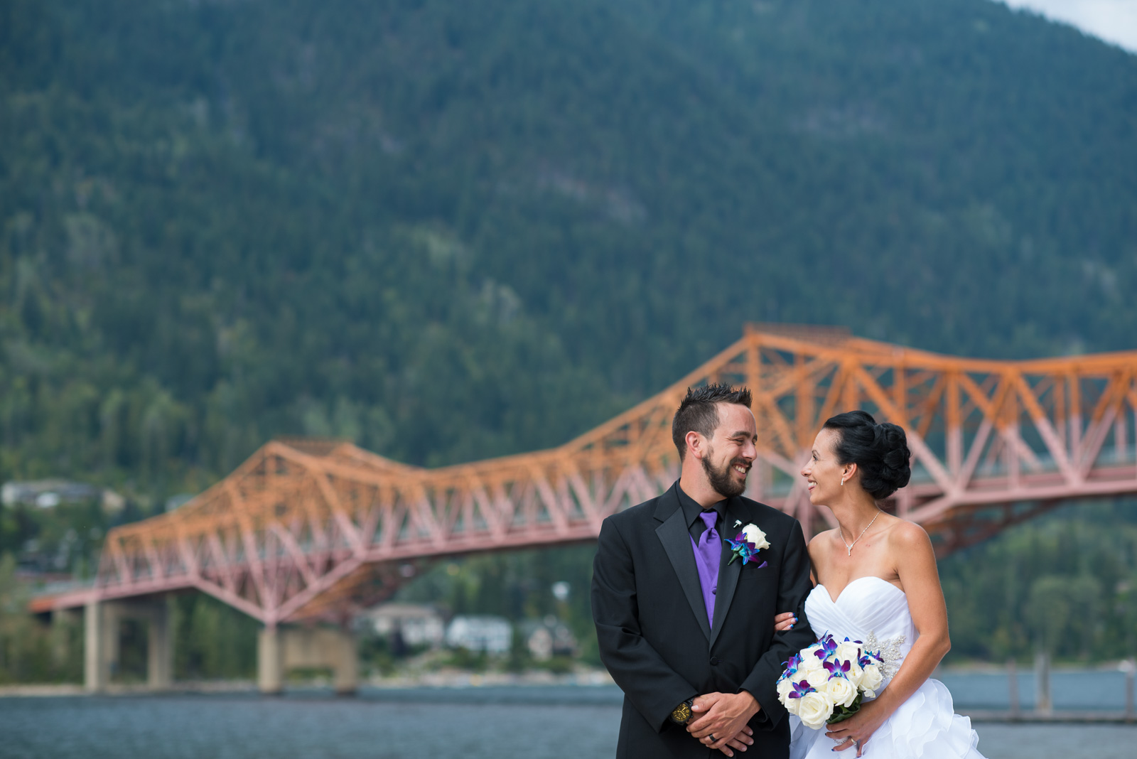 vancouver-island-wedding-photographers-nelson-hume-hotel-wedding-25.jpg