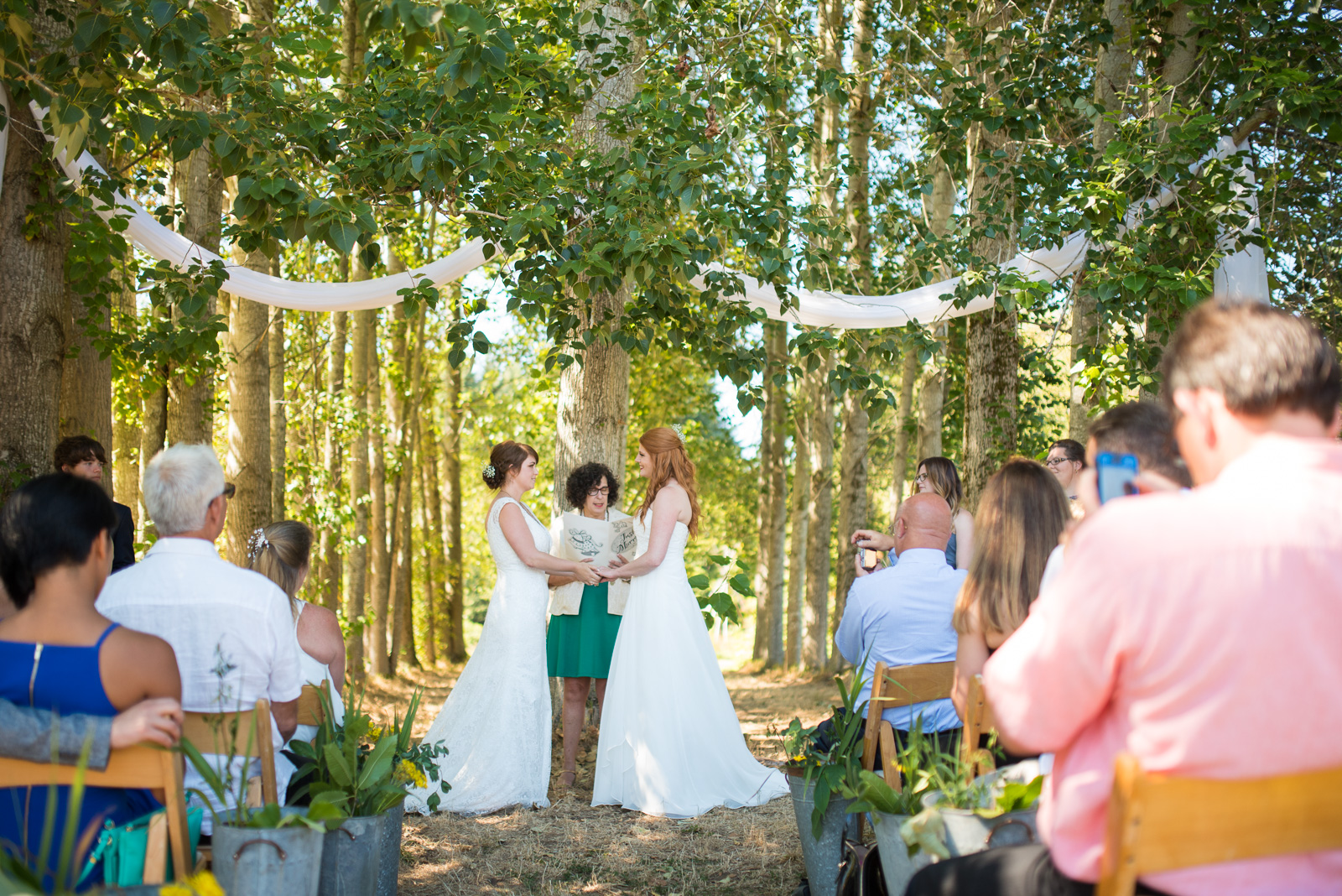 vancouver-island-wedding-photographers-ubc-farm-wedding-20.jpg