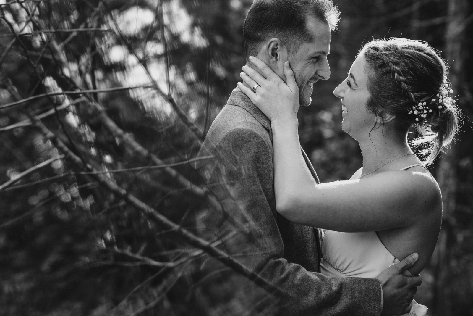 vancouver-island-wedding-photographers-cliff-gilker-park-smugglers-cove-elopement-29.jpg