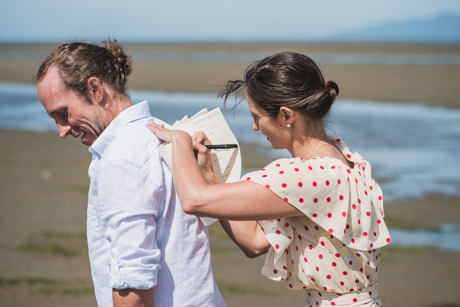 vancouver-island-wedding-photographers-spanish-banks-elopement-17.jpg