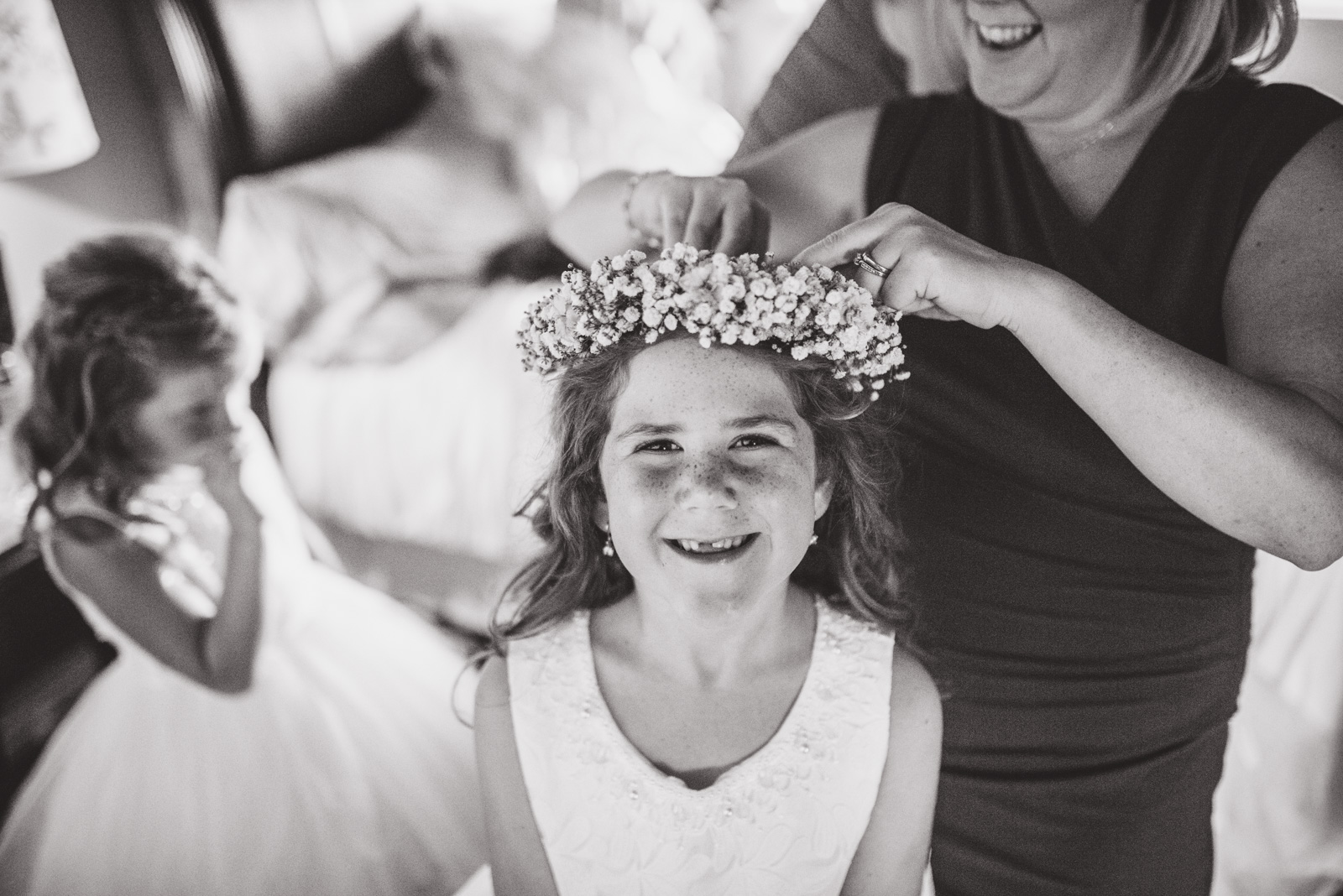 vancouver-island-wedding-photographers-backyard-wedding-mission-bc-6.jpg