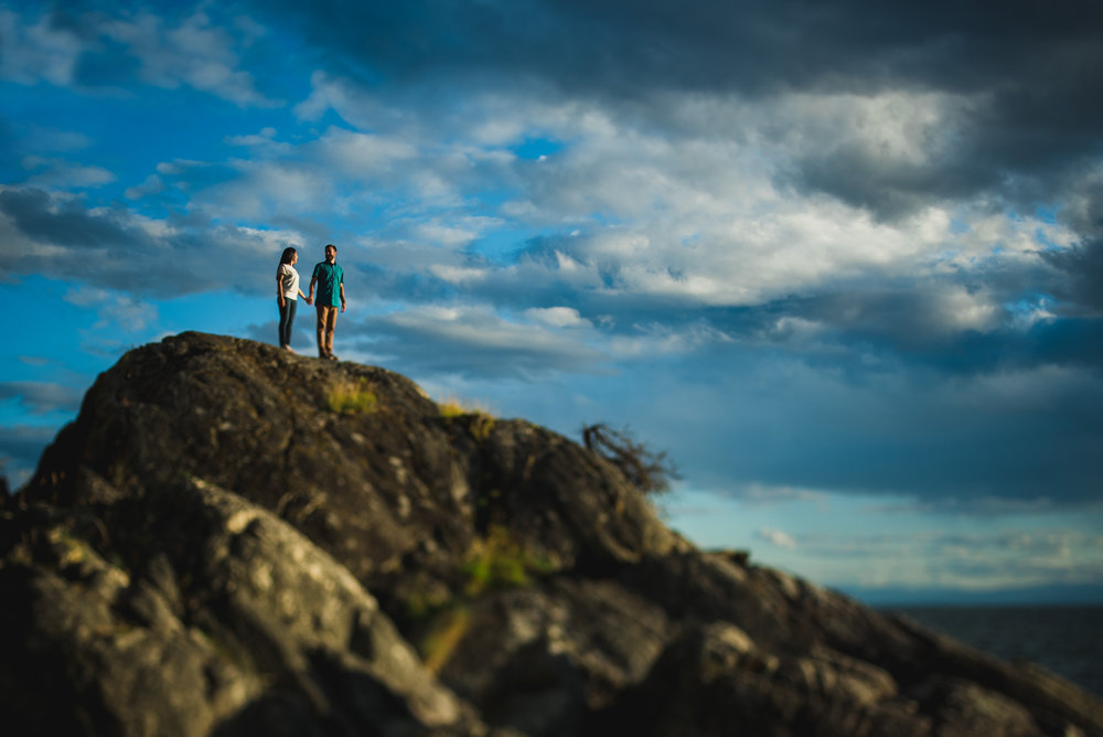 victoria-wedding-photographers-lighthouse-park-engagement-west-vancouver-11.jpg