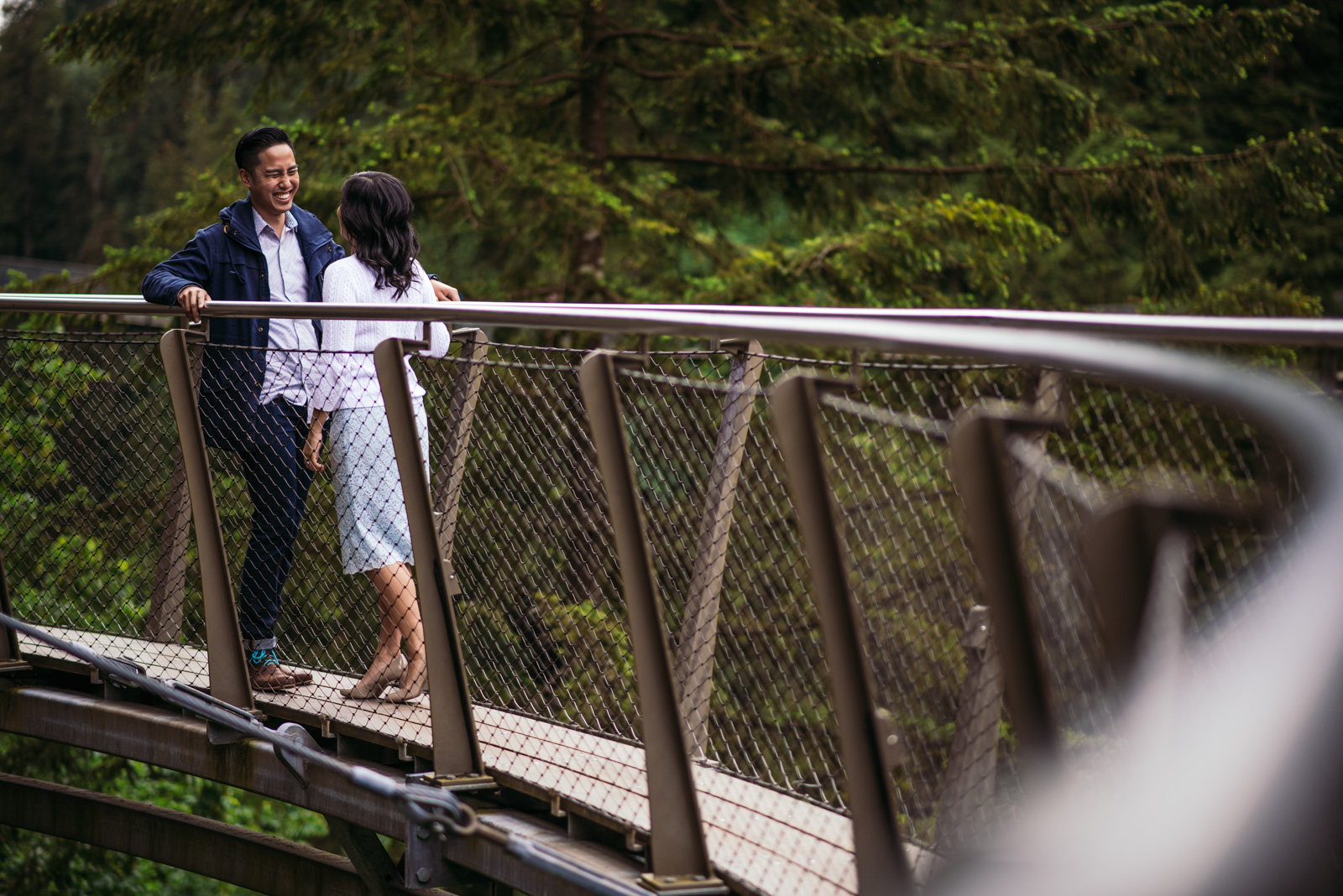 vancouver-island-wedding-photographers-capilano-suspension-bridge-engagement-2.jpg