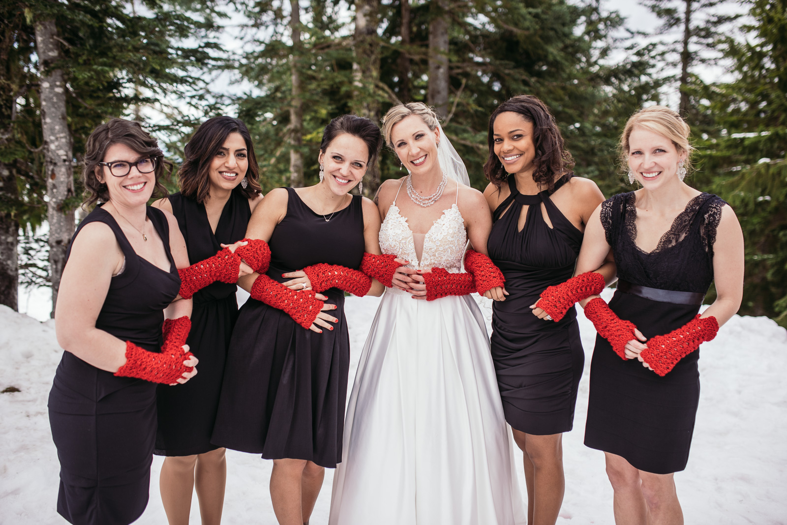 vancouver-island-wedding-photographers-grouse-mountain-winter-wedding-11.jpg