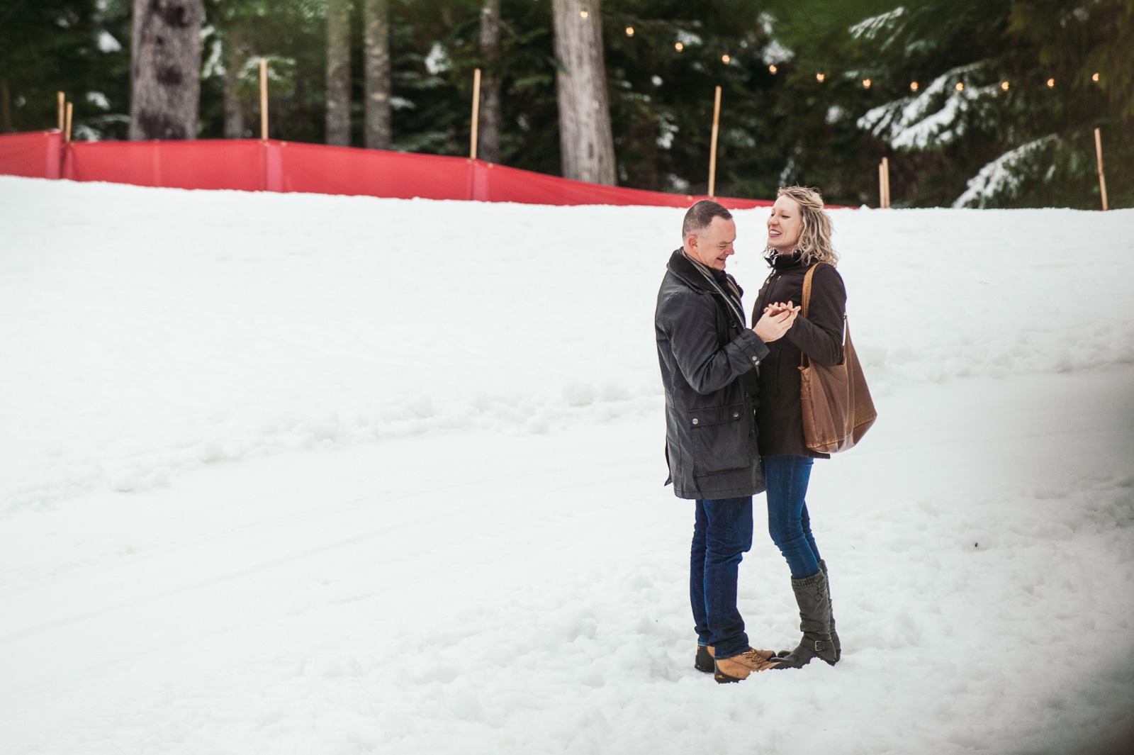 victoria-wedding-photographers-grouse-mountain-proposal-14.jpg