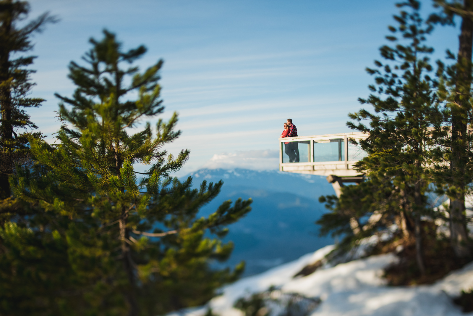 victoria-wedding-photographers-sea-to-sky-gondola-engagement-12.jpg