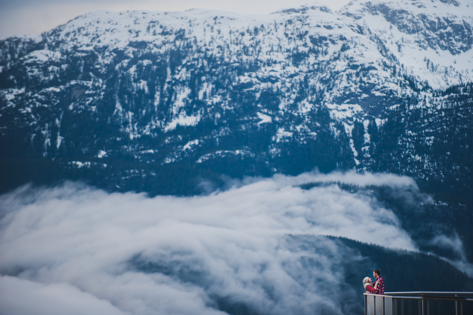 victoria-wedding-photographers-sea-to-sky-gondola-engagement-23.jpg