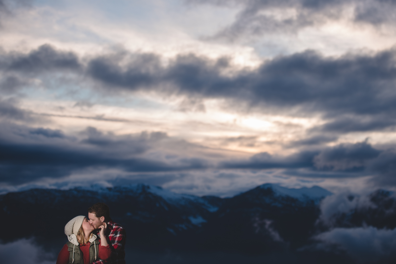 victoria-wedding-photographers-sea-to-sky-gondola-engagement-25.jpg