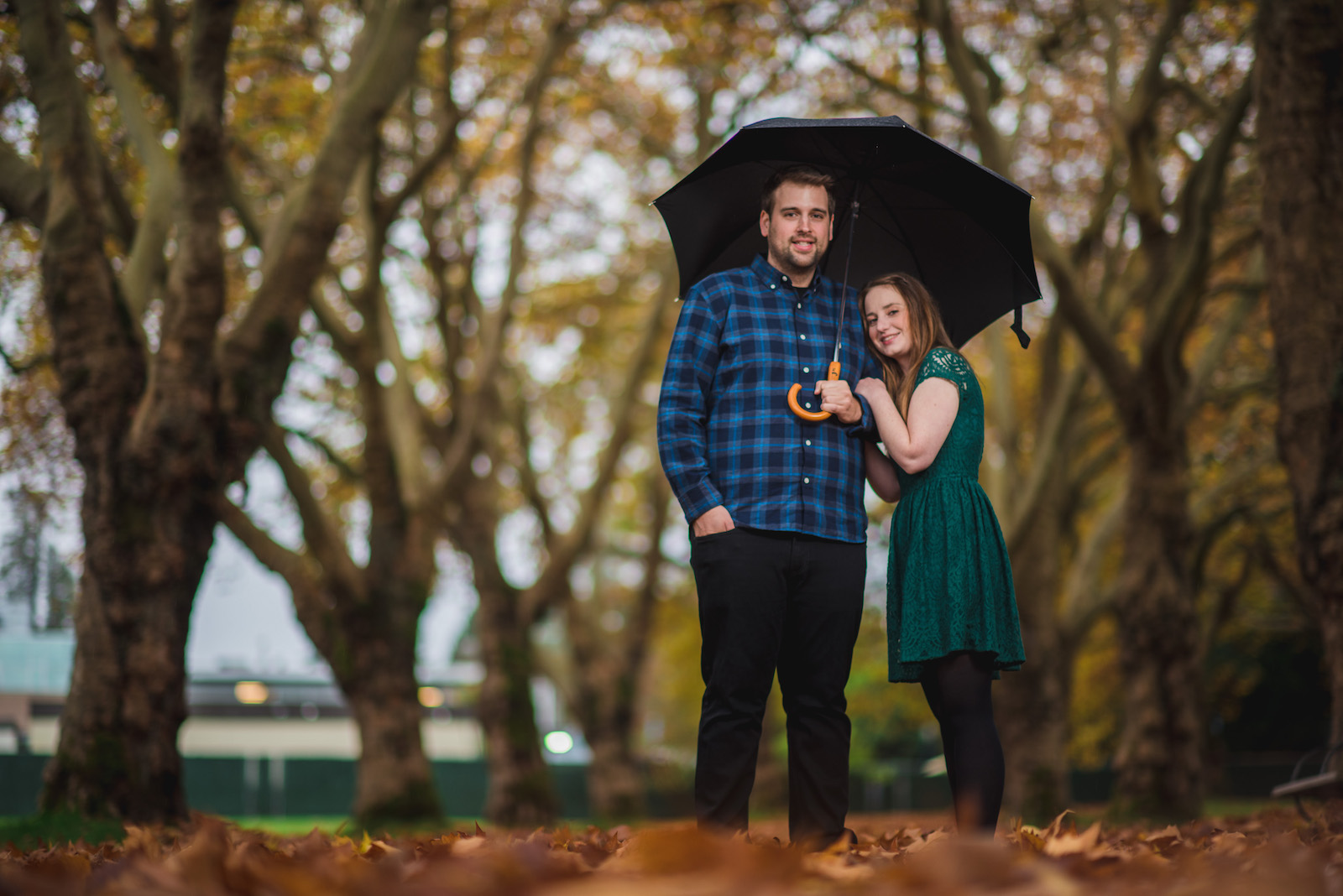 vancouver-island-wedding-photographers-rainy-stanley-park-engagement-6.jpg