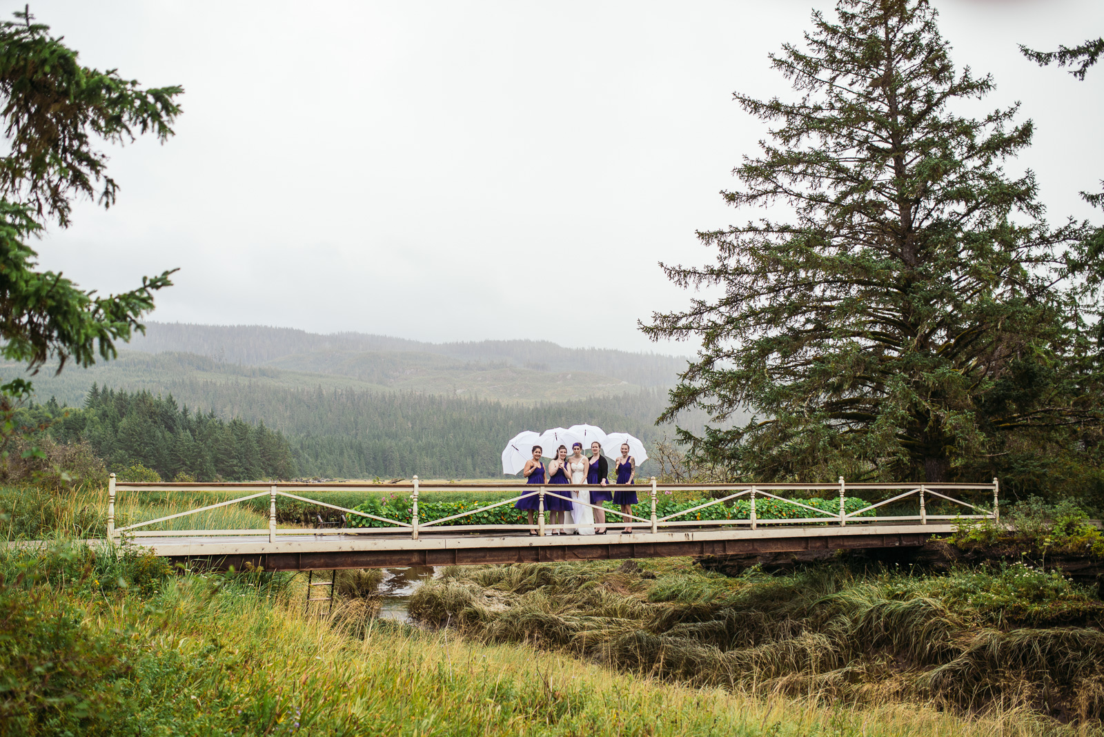 bc-wedding-photographers-kitimat-minette-bay-lodge-wedding-16.jpg