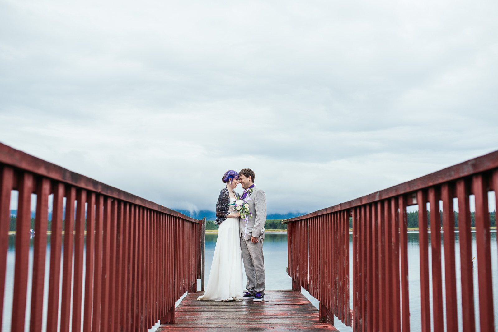 bc-wedding-photographers-kitimat-minette-bay-lodge-wedding-31.jpg