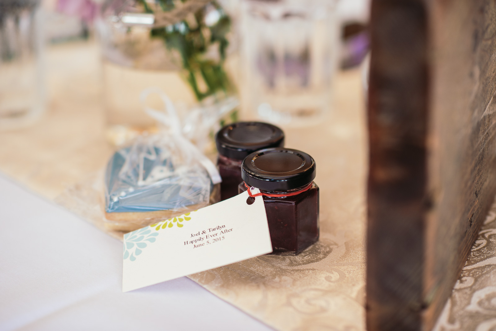 victoria-wedding-photographers-sunny-merridale-cidery-wedding-32.jpg