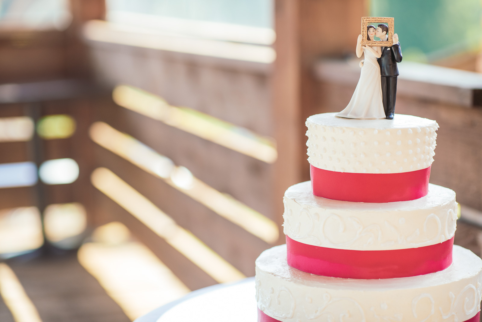victoria-wedding-photographers-sunny-merridale-cidery-wedding-33.jpg