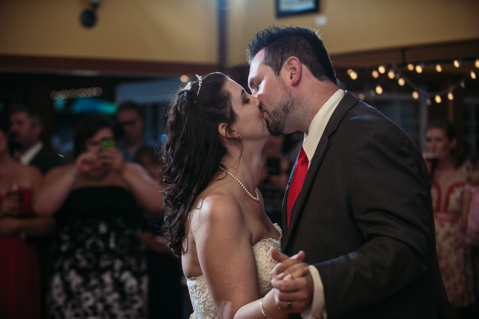 victoria-wedding-photographers-sunny-merridale-cidery-wedding-38.jpg