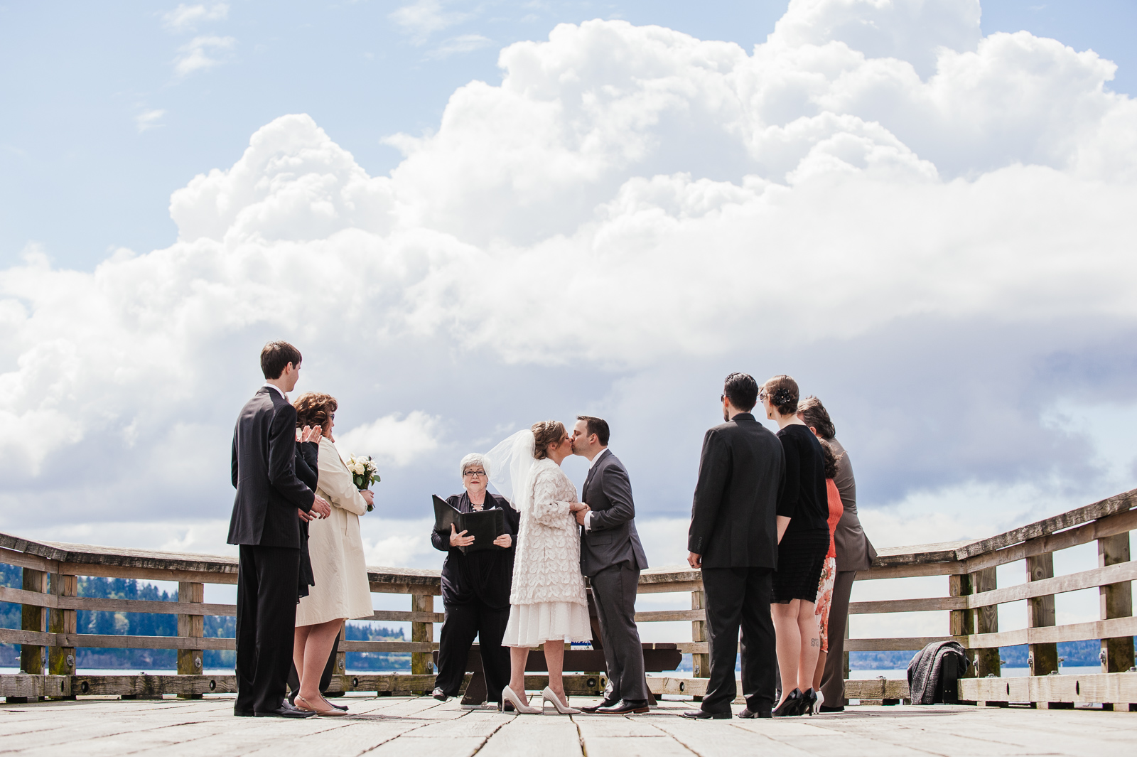 vancouver-island-wedding-photographers-john-lawson-park-pier-wedding-09.jpg