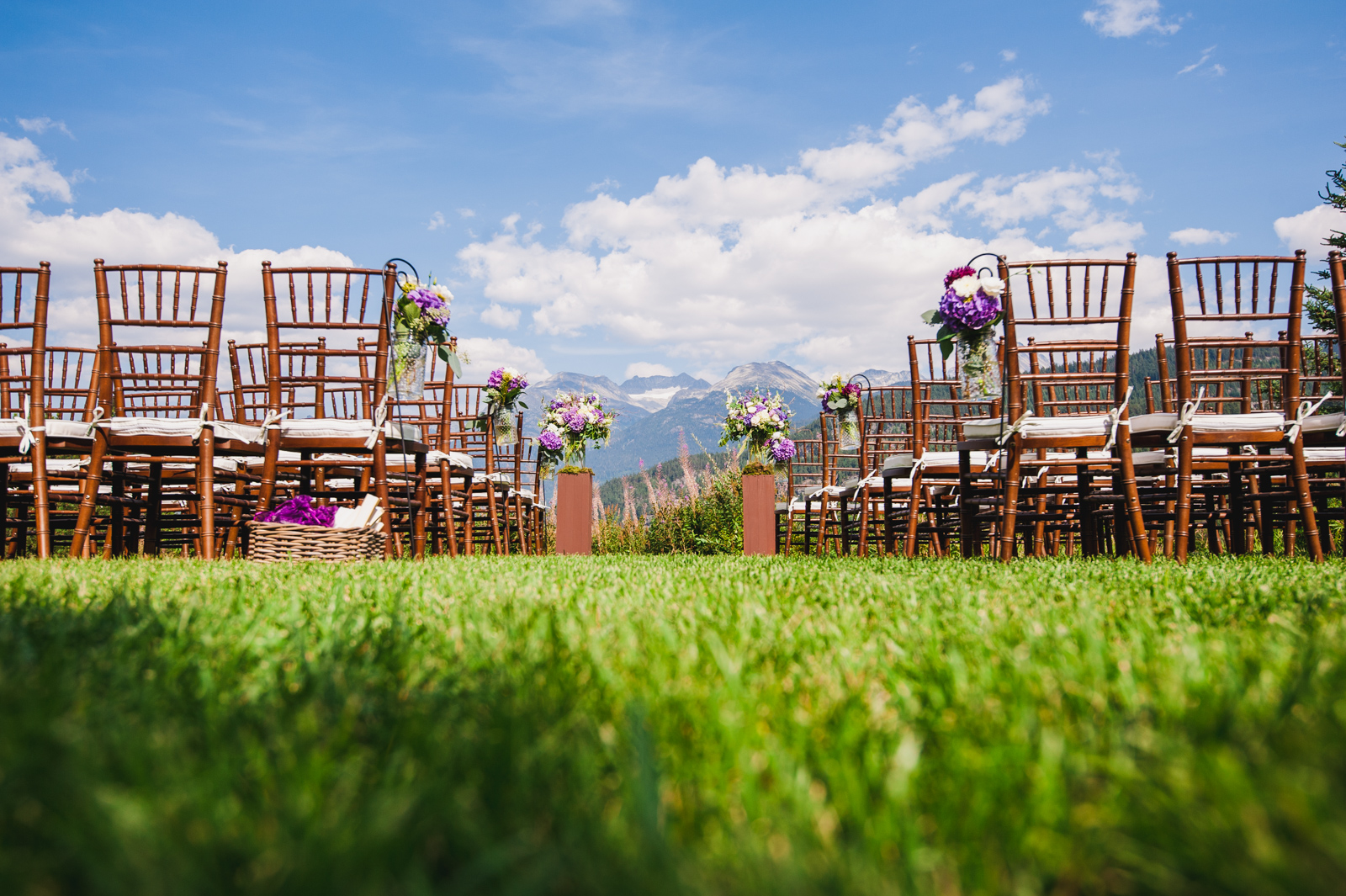 victoria-wedding-photographers-edgewater-lodge-whistler-wedding-16.jpg