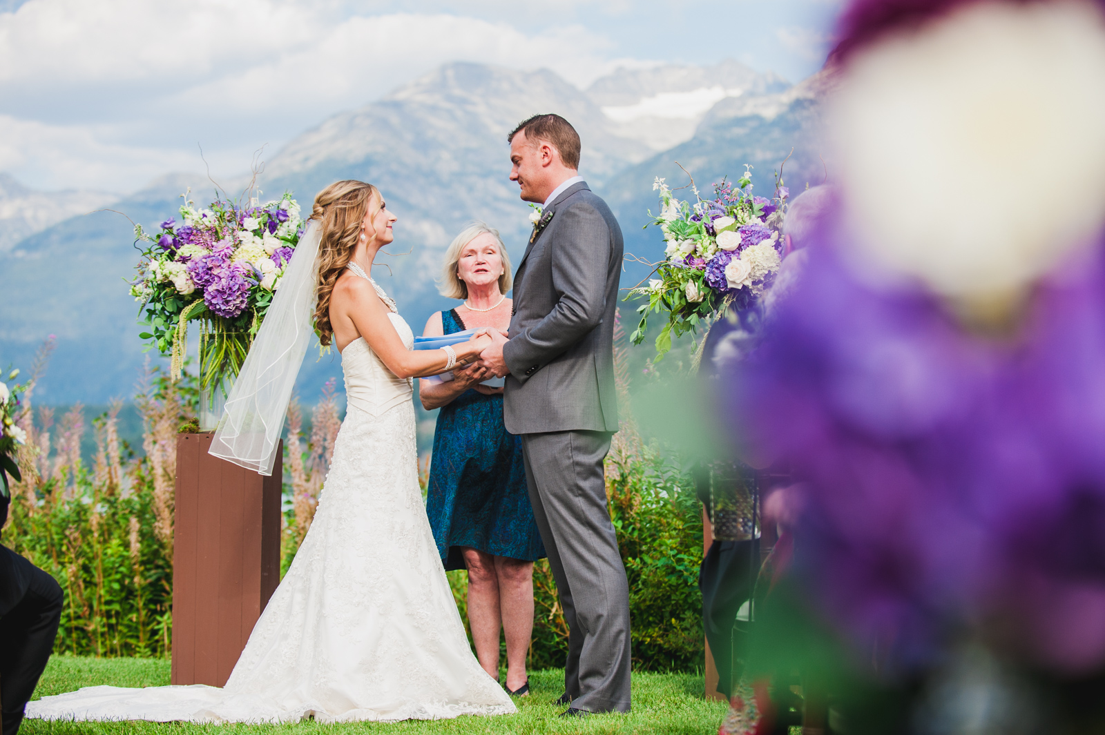 victoria-wedding-photographers-edgewater-lodge-whistler-wedding-25.jpg